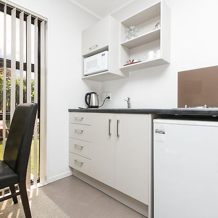 Parkview Motor Inn Pukekohe Екстериор снимка