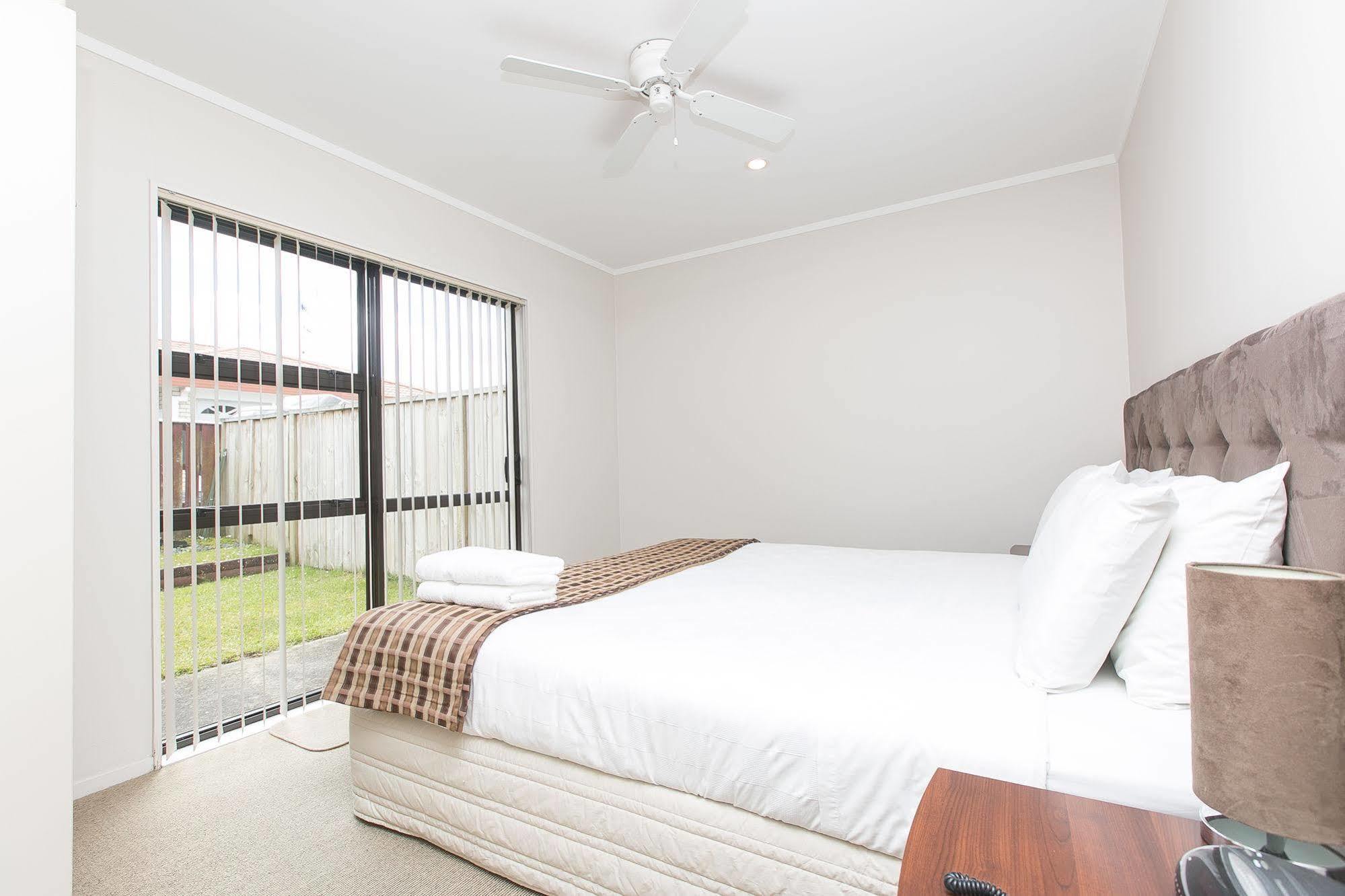 Parkview Motor Inn Pukekohe Екстериор снимка